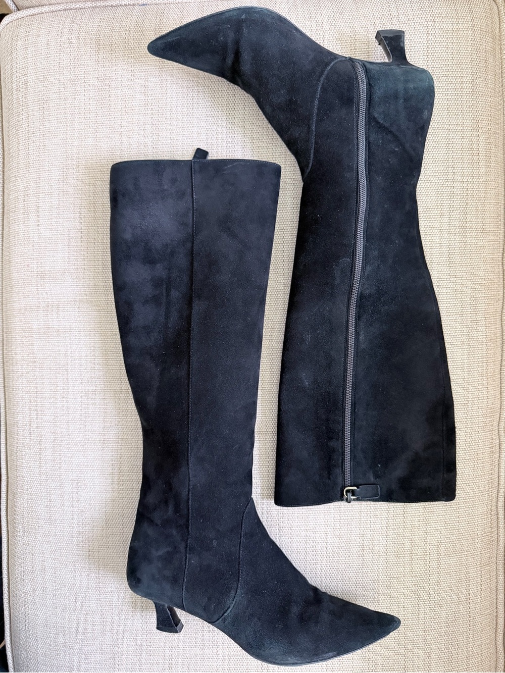 Stuart Weitzman "Vinnie" to-the-knee boots in supple calf suede Need Repair